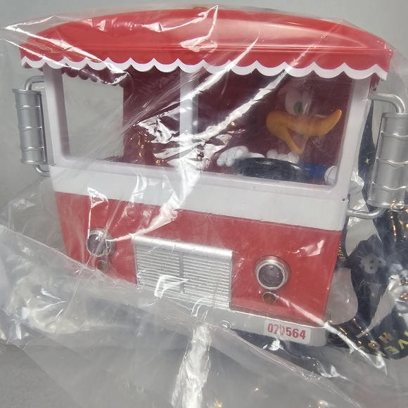 Universal Studios limited 60th anniversary popcorn bucket. New, sealed - Picture 6 of 7